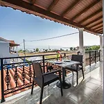 Hotel Makis 2*