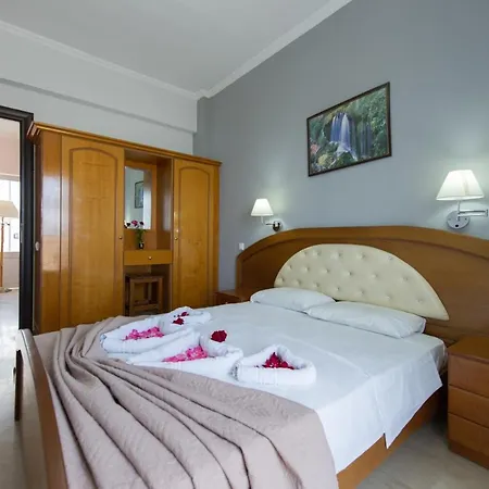 Hotel Makis